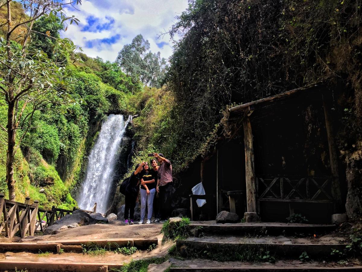 El Tio Hostal Bed & Breakfast Otavalo Exterior photo