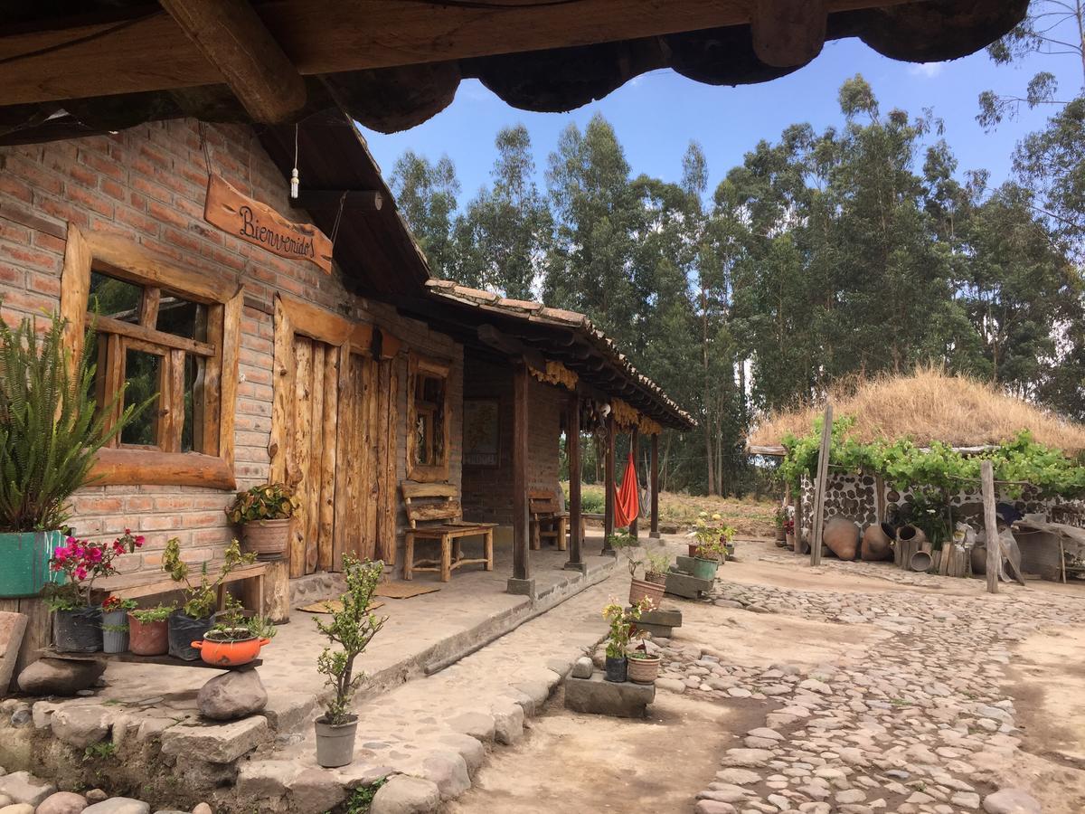 El Tio Hostal Otavalo Exterior photo